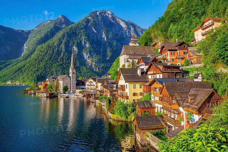 Panoramic view of the village on the steep bank, Hallstatt, Lake Hallstatt, UNESCO World Heritage Site, Salzkammergut, Upper Austria, Austria