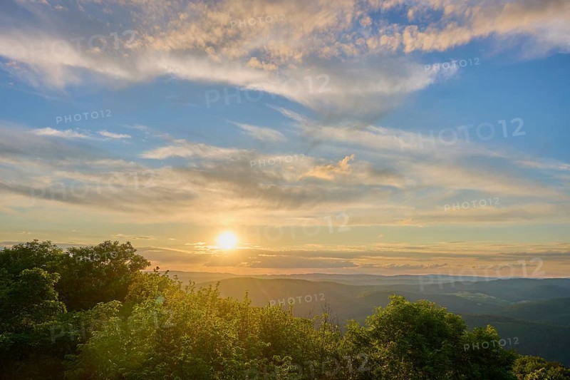 Landscape at sunset and quiet atmosphere, Katzenbuckel, Waldbrunn, Neckar-Odenwald-Kreis, Odenwald, Baden-Württemberg, Germany