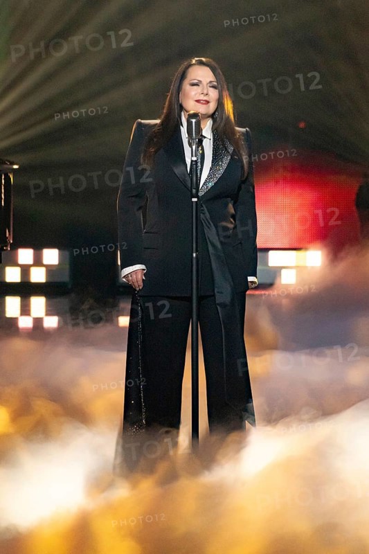 Marianne Rosenberg and Conchita Wurst with the song Er gehört zu mir at the Beatrice Egli Show in Studio Berlin Adlershof on 08.04.2025. The broadcast will take place on Easter Saturday, 19 April 2025, 20:15, on Ersten