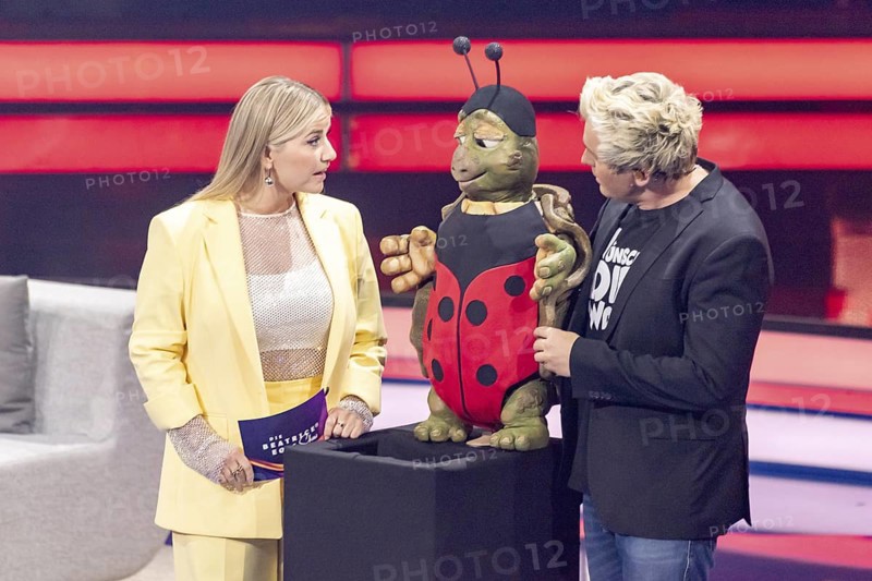 Beatrice Egli with Sascha Grammel and Josie (ventriloquist) at the Beatrice Egli Show in Studio Berlin Adlershof on 08.04.2025. The broadcast will take place on Easter Saturday, 19 April 2025, 20:15, on Ersten