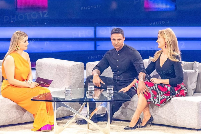 Beatrice Egli in conversation with Patrice and Daniel Aminati at the Beatrice Egli Show in Studio Berlin Adlershof on 08.04.2025. The broadcast will take place on Easter Saturday, 19 April 2025, 20:15, on Ersten