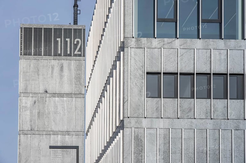 Fire Department, 112, fire station, modern guard, silver façade, fire and rescue station 10, Gummersbacher Straße, Cologne, North Rhine-Westphalia, Germany