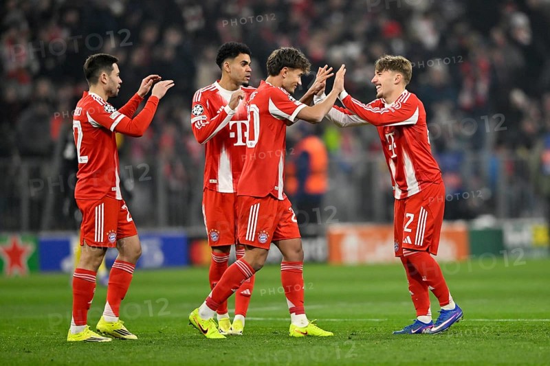 Lennart Karl Bayern Munich FCB (42) Tom Bischof FC Bayern Munich FCB (20) Luis Diaz FC Bayern Munich FCB (14) Raphael Guerreiro FC Bayern Munich FCB (22) Football UEFA Champions League, CL, Allianz Arena, Munich, Bavaria, Germany