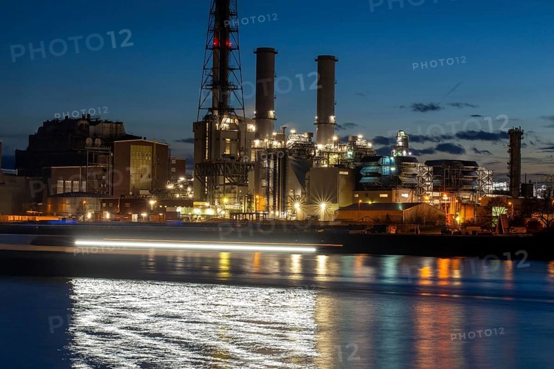 Evening shot of BASF in Ludwigshafen with the Rhine in the foreground
