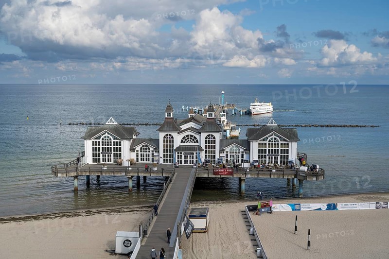 Restaurant on the pier, view from above, Sellin, Baltic resort, Rügen island, Mecklenburg-Western Pomerania, Germany