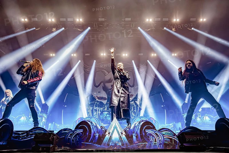 Elize Ryd, Nils Molin and Mikael Sehlin from Amaranthe, live on Arcane Dimensions Tour 2026 at Munich's Zenith on 17.01.2026