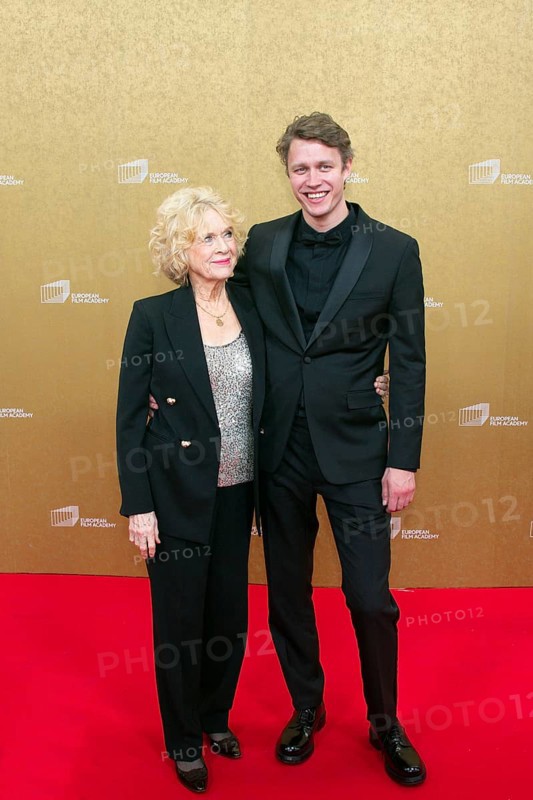 Liv Ullman with her grandson Halfdan Ullmann Tondel, EUROPEAN FILM AWARDS Berlin 2026, photo call at the House of World Cultures, Berlin, 17.01.2026