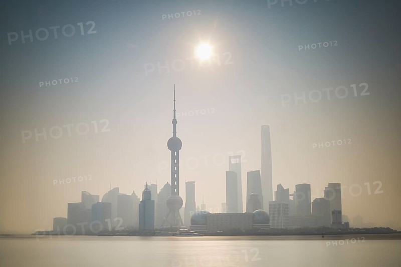 Shanghai, view of the Oriental Pearl Tower from the Bund, Lujiazui, on the banks of the Huangpu River, Shanghai, China, Asia