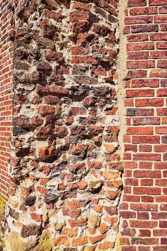 Thief tower, brick building, facade, broken edge, joints, masonry, building material brick, details, detailed view, registry office, sunny, Turmstraße, Borken, Münsterland, Borken district, North Rhine-Westphalia, Germany