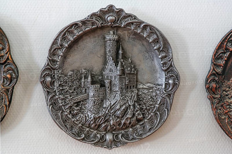 Decorative wall plate, replica of Lichtenstein Castle, Württemberg fairytale castle, romantic fairytale castle, kitsch, utility art, wall decoration, decorative plate, Lichtenstein-Honau, Municipality of Lichtenstein, Baden-Württemberg, Germany