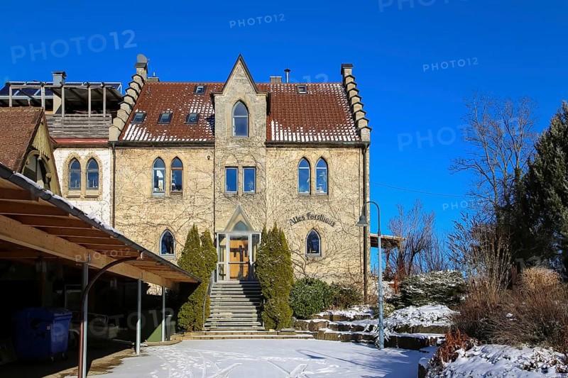 Restaurant Altes Forsthaus bei Schloss Lichtenstein, restaurant, historic building, architecture, winter, snow, window, entrance, staircase, Honau, municipality of Lichtenstein, Swabian Jura, Baden-Württemberg, Germany