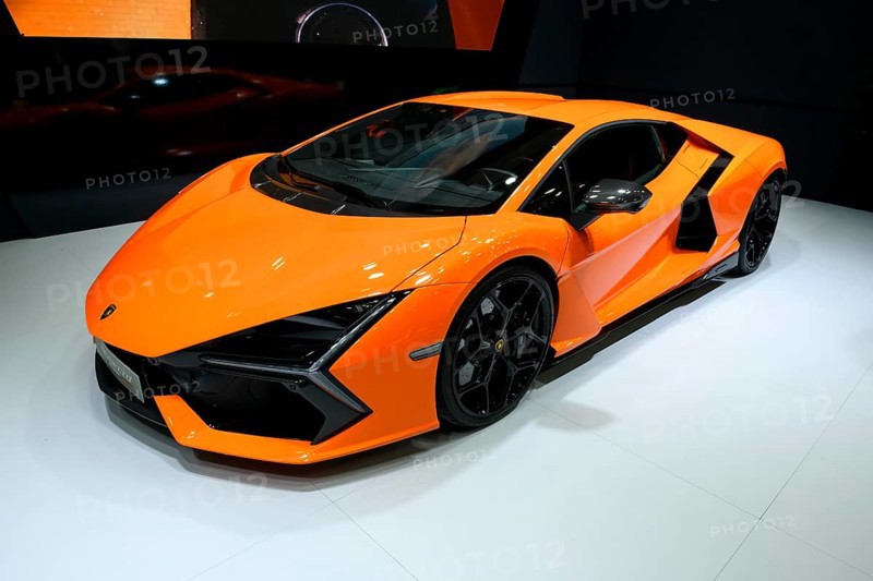 Press photo of Lamborghini Revuelto plug-in hybrid super sports car with 1015 hp system output thanks to 6.5 liter V12 naturally aspirated 825 hp engine and three electric motors, Messe boot, Düsseldorf, North Rhine-Westphalia, Germany