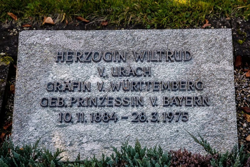 Tombstone of Duchess Wiltrud of Urach, Countess of Württemberg, née Princess of Bavaria, 1884 to 1975, cemetery, grave, memorial stone, writing, letters, Großengstingen, municipality of Engstingen, Reutlingen district, Swabian Alb, Baden-Württemberg, Germany