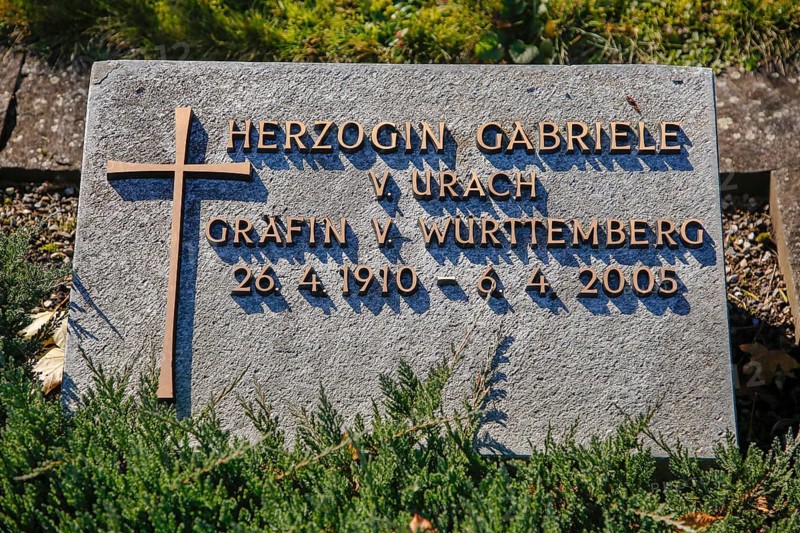 Tombstone, Duchess Gabriele von Urach Countess of Württemberg 1910 to 2005, cross, letter, grave, cemetery, Großengstingen, municipality of Engstingen, district of Reutlingen, Swabian Jura, Baden-Württemberg, Germany