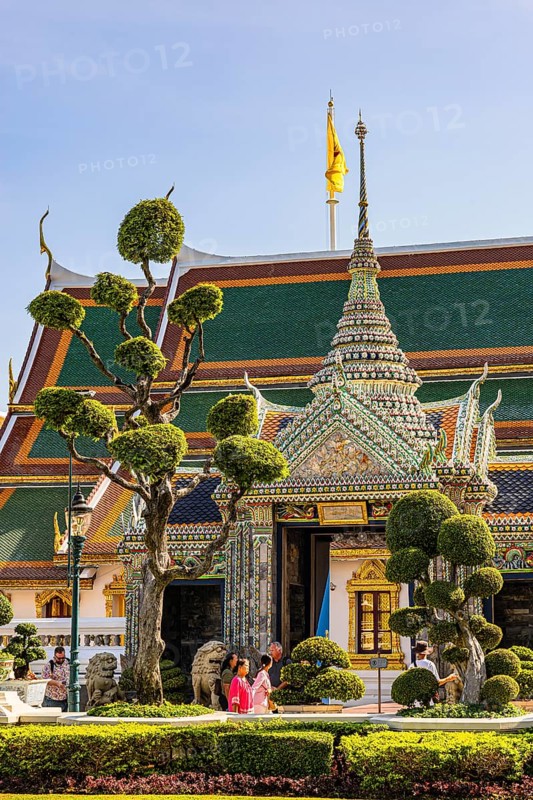 The Grand Royal Palace, trees with spherical branches, Dusida Bhirom Hall in the back, Phra Nakhon, Bangkok, Thailand's metropolis, Thailand