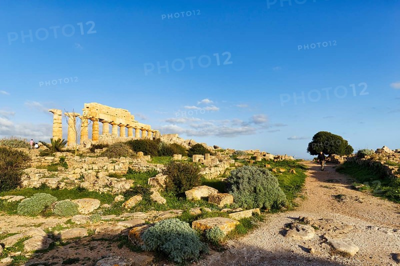 Temple in the ancient Greek city of Selinunte, acropolis, Doric style, hiking trail, archaeological site, restoration, Selinunte, Castelvetrano, Trapani, Sicily, Italy