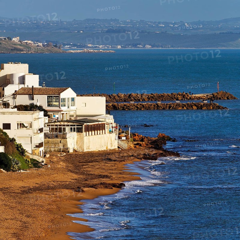 Houses on the beach of Marinella di Selinunte, south coast, Selinunte, Castelvetrano, Trapani, Sicily, Italy