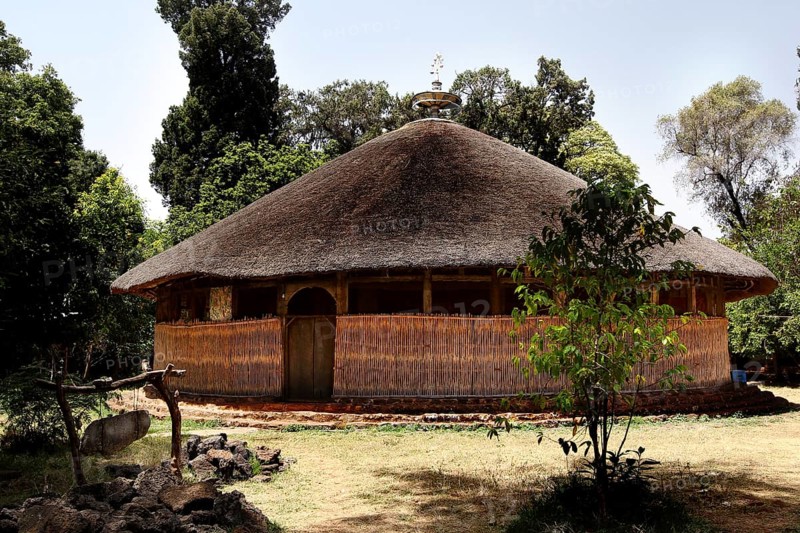 Round traditional building with grass roof on the shores of Lake Tana, Lake Tana, Amhara, Ethiopia