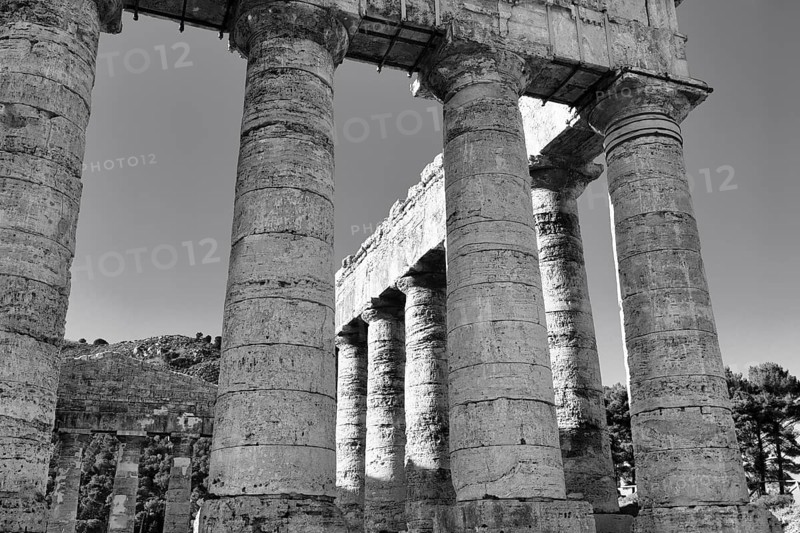 Elymian Doric Temple, ruin, monochrome, ancient city of Segesta, archaeological site, Calatafimi, Trapani province, northwest, Sicily, southern Italy, Italy