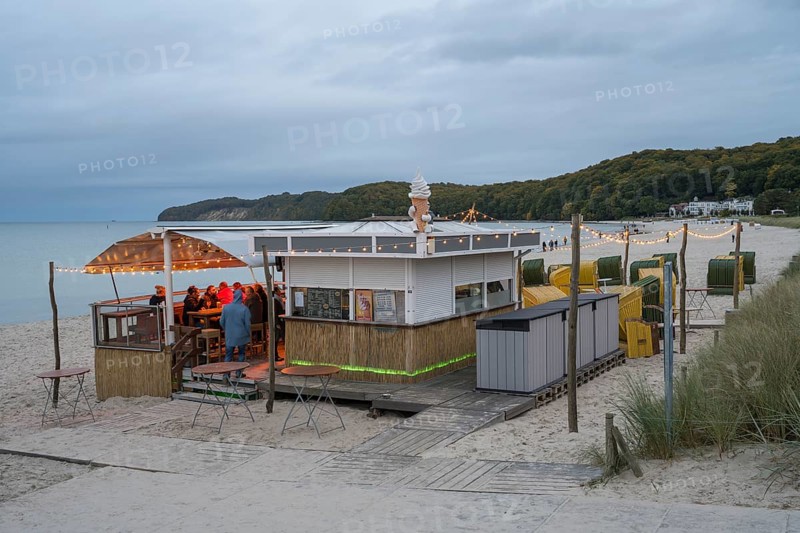 Illuminated beach bar, dusk, Binz, seaside resort, Rügen island, Baltic Sea, Mecklenburg-Western Pomerania, Germany