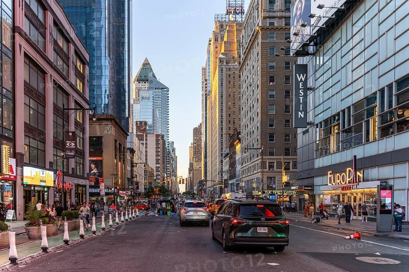 8th Ave, New York, USA