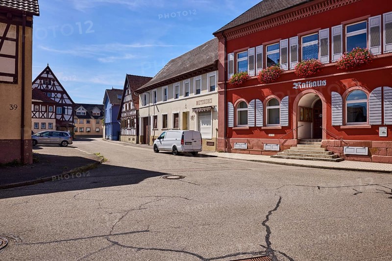 Grafenhausen Town Hall, façade with windows, shutters and cellar hatches, stairway, flower boxes, general architecture, commercial buildings, half-timbered houses, buildings, residential buildings, lantern, car, pickup truck, blue sky, cirrus clouds, street main street, Grafenhausen district, Kappel-Grafenhausen, Black Forest, Ortenaukreis, Baden-Württemberg, Germany