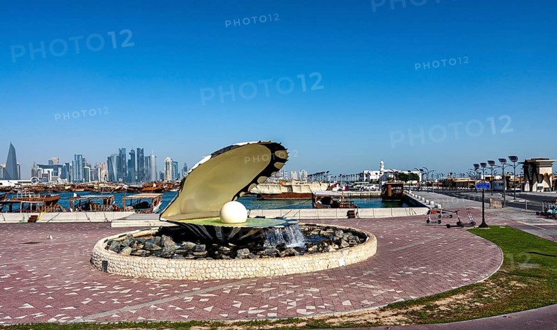 The Pearl Monument, opened oyster fountain at AI Corniche, Doha Qatar