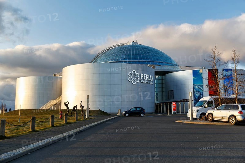Perlan, Wonder Islands Museum, landmark, hot water tanks, planetarium, restaurant with panoramic views, Reykjavík, Iceland
