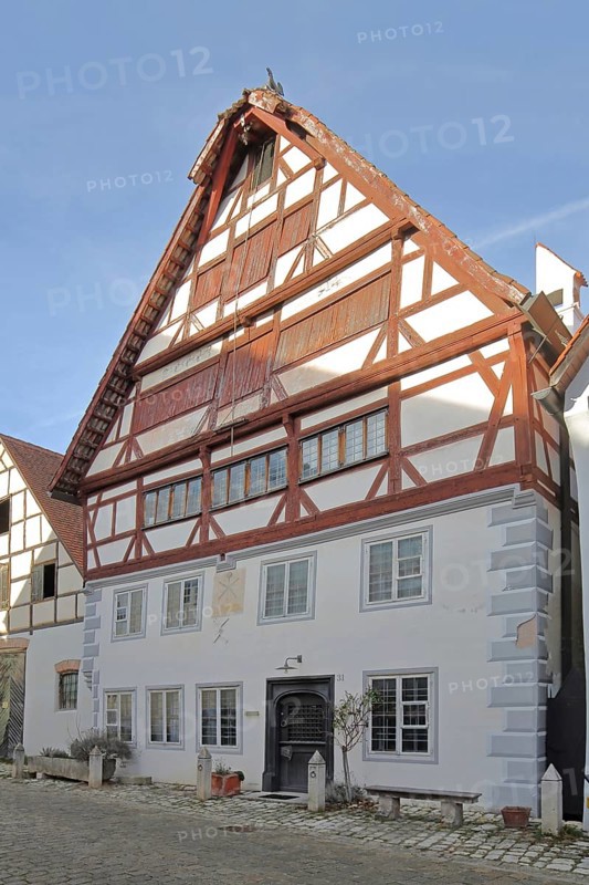 Former tanner house built 15th century, half-timbered house, Vordere Gerbergasse, Nördlingen, Bavaria, Germany