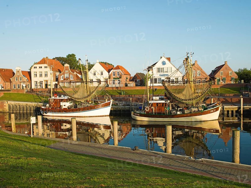 Kutterhafen, Greetsiel, Gemeinde Krummhörn, East Frisia, Lower Saxony, Germany