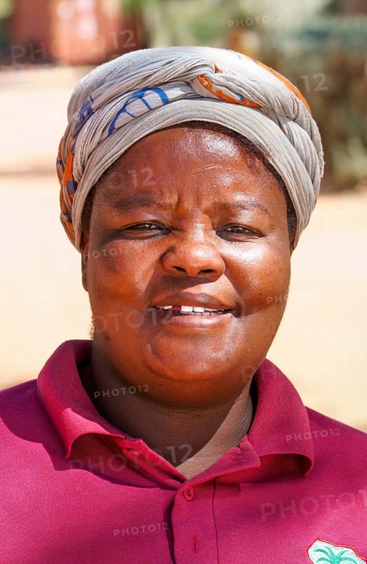 Africa, woman, person, Nama, face, colored, African appearance, African, looking at the cameraView, direct view, indigenous, ethnic, ethnology, ethnological, Namibia, indigenous people, female, seamstress