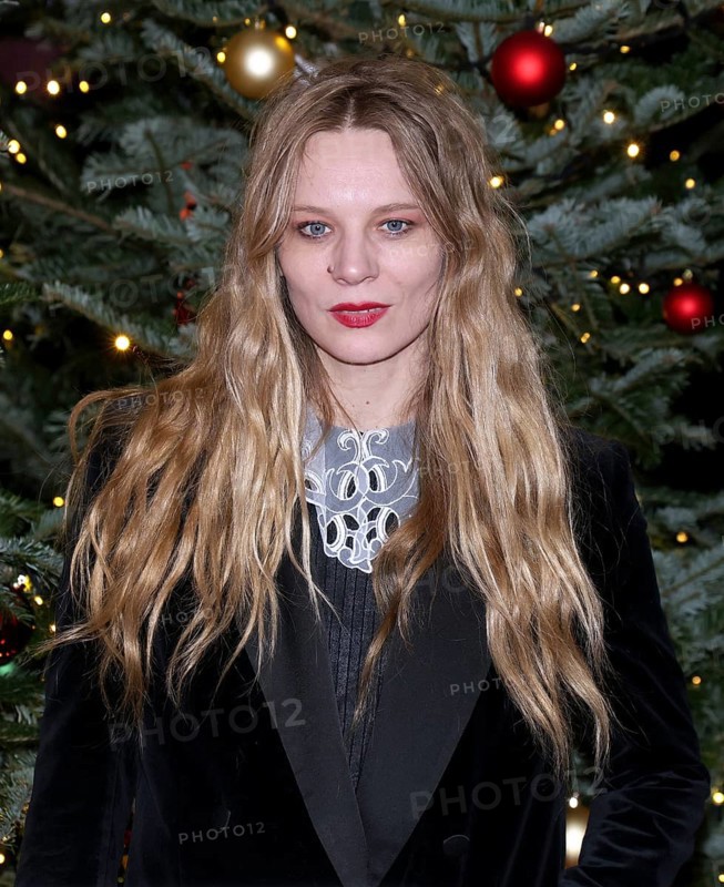 Lilith Stangenberg, Roncalli Christmas Circus Premiere, Tempodrom, Berlin 19.12.2025