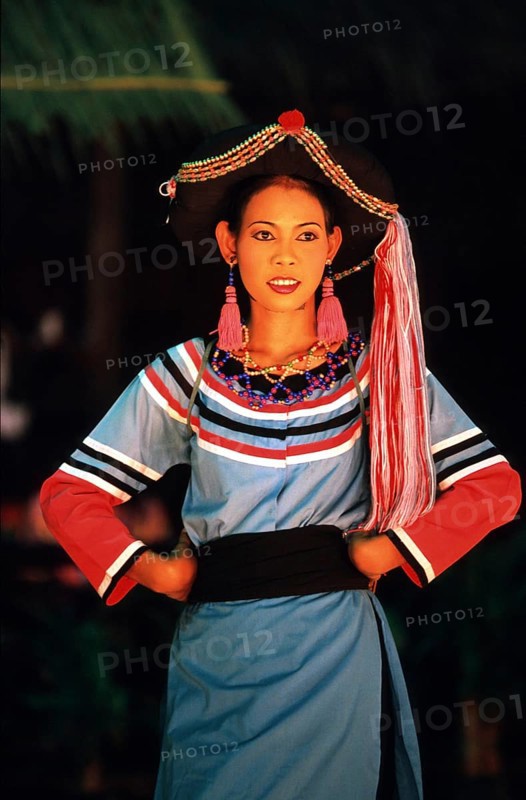 Traditional dance, Ko Phuket, Thailand, December 2002, vintage, retro, old, historical