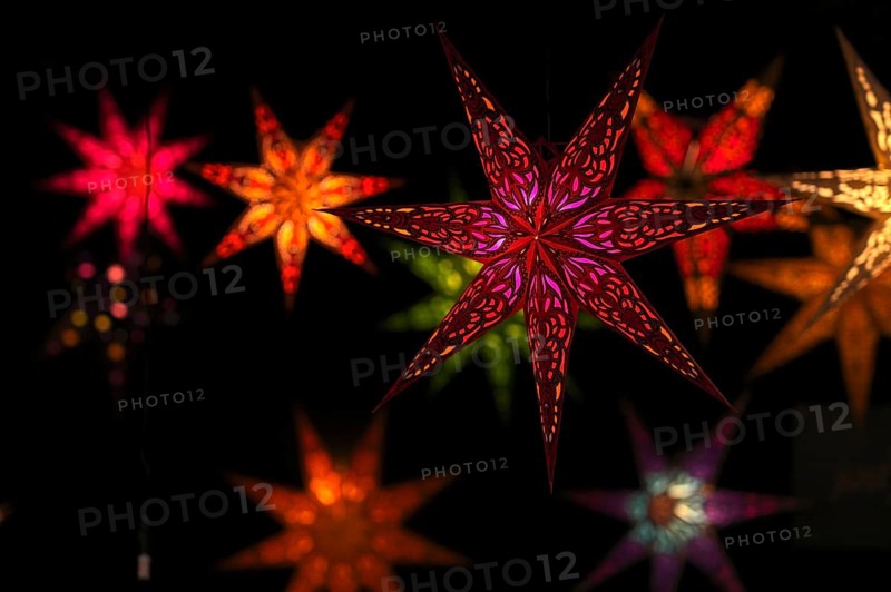 Colorful Christmas stars, sales stand, baroque Christmas market, blue hour, dusk, Ludwigsburg, Baden-Württemberg, Germany