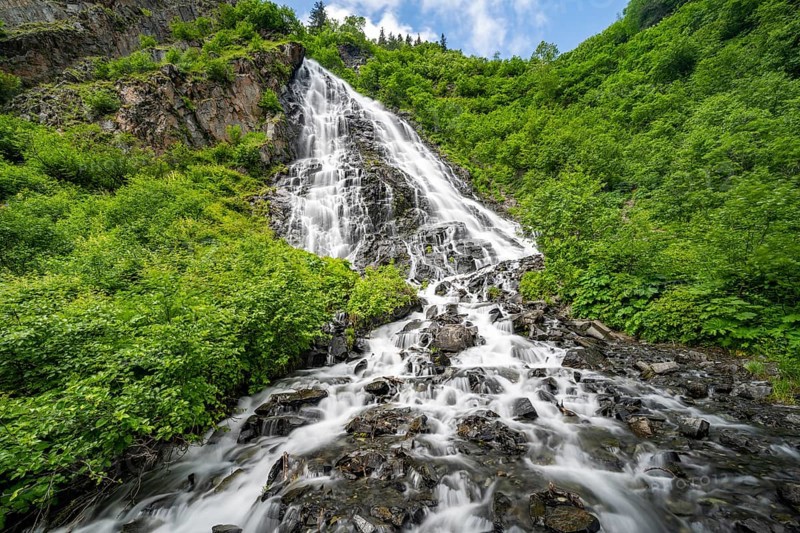 Bridalveil Falls waterfall, canyon, long exposure, Keystone Canyon, Richardson Highway, Alaska, USA