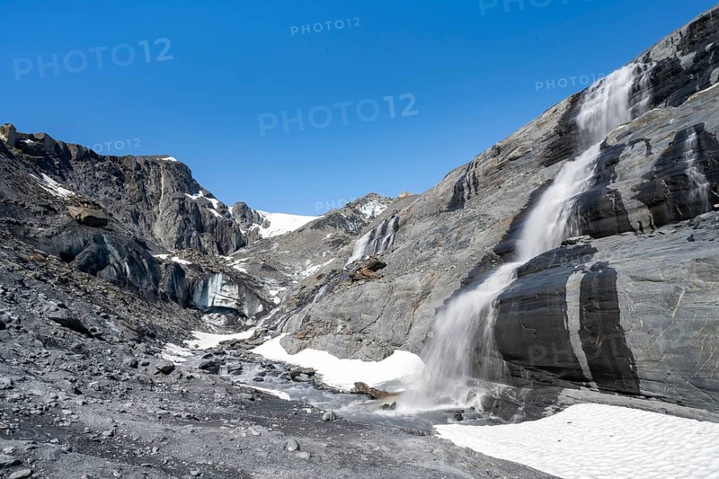 Glacier Ice and Waterfall, Worthington Glacier, Worthington Glacier State Recreational Site, Chugach Mountains, Alaska, USA