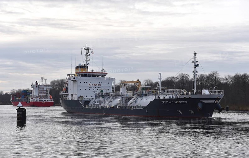 LNG tanker CRYSTAL LAVENDER sails in the Kiel Canal, NOK, Kiel Canal, Kiel Canal, Schleswig-Holstein, Germany
