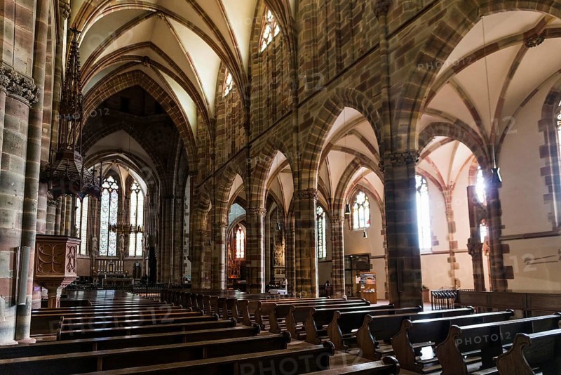 Interior view, Gothic Church of St. Peter and Paul, Saints-Pierre-et-Paul, Wissembourg, Weissenburg, Alsace, Bas-Rhin Department, France
