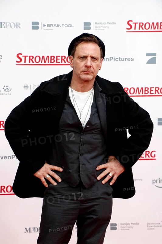 Hendrik Duryn at the world premiere of Stromberg - Everything as usual on 1.12.2025 at the Zoo Palast in Berlin