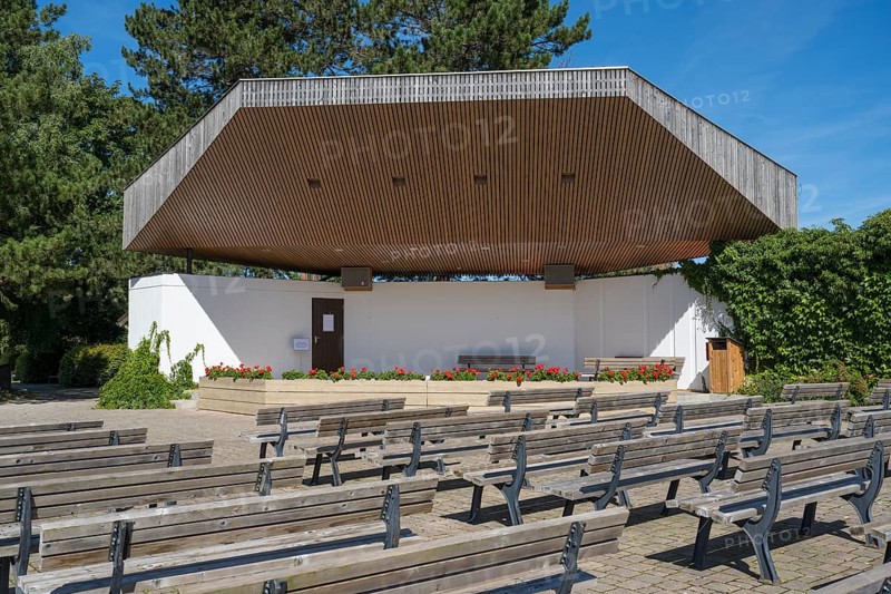 Stage for events, benches in front of it, spa garden, town of Schliersee, Upper Bavaria, Bavaria, Germany