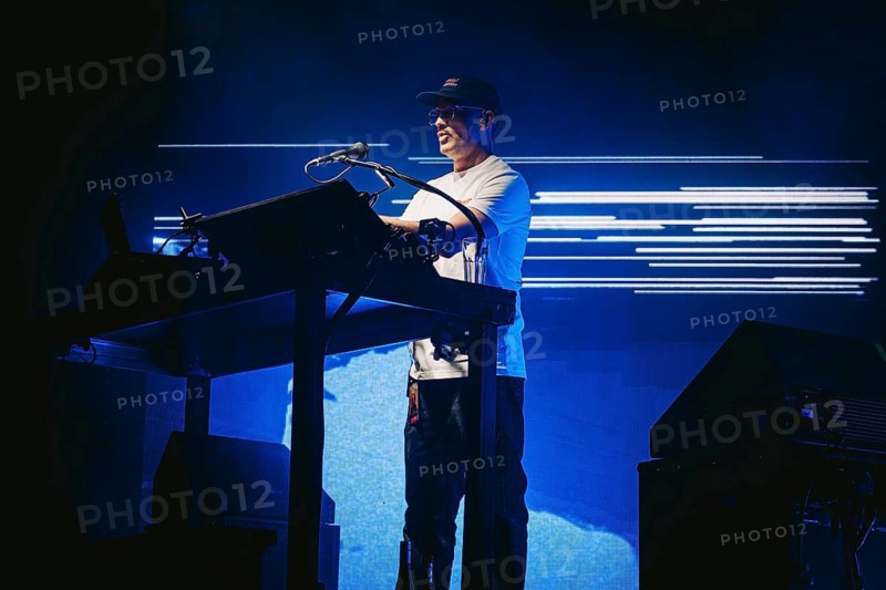 Fritz Kalkbrenner live on Continentego tour 2025 in Berlin's Columbiahalle on 27.11.2025