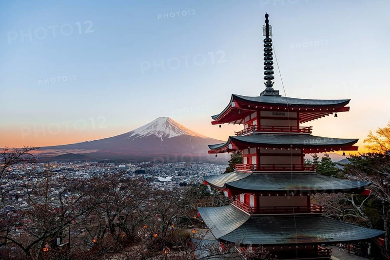 Five-story pagoda of a Shinto Shrine, Chureito Pagoda, with views of Fujiyoshida City and Mount Fuji volcano at sunset, Arakura Fuji Sengen Shrine, Arakurayama Sengen Park, Yamanashi Prefecture, Japan