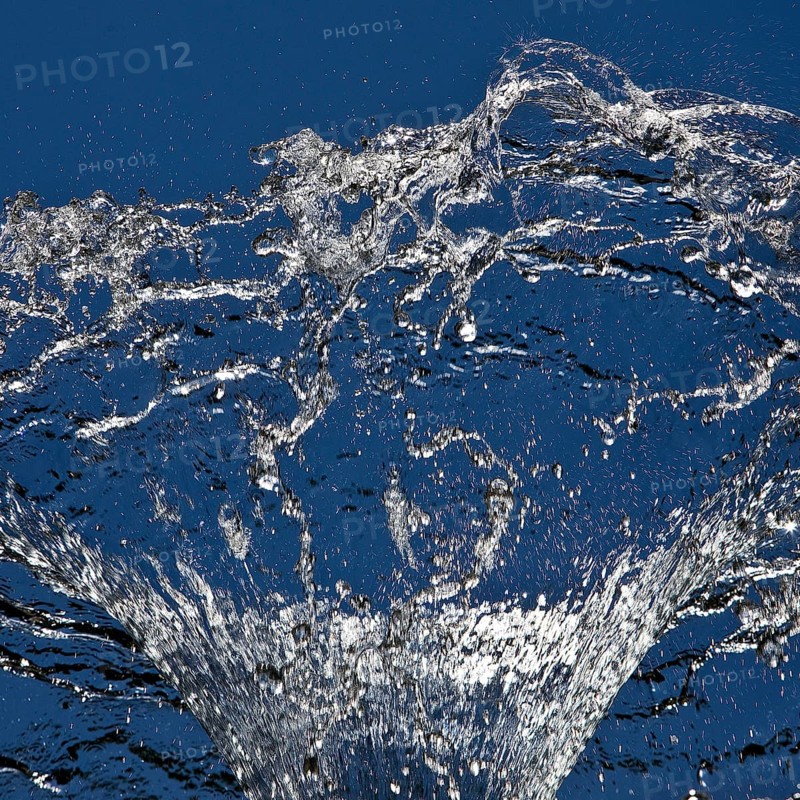 Water bell fountain in the spa garden, detail, Bad Homburg vor der Höhe, Hesse, Germany