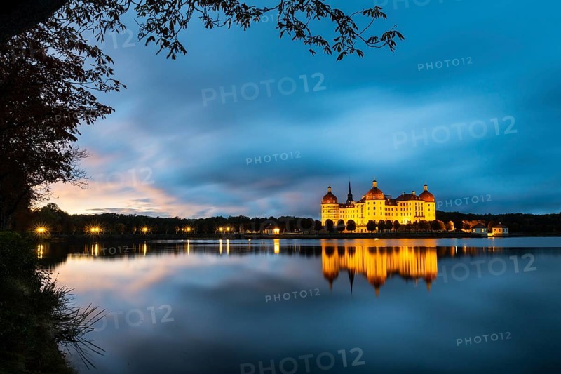 Moritzburg Castle in the blue hour, castle pond, reflection, sunset, Moritzburg, Saxony, Germany