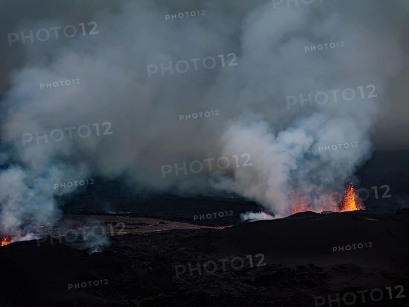 Lava, lava field, ash cloud, volcanic eruption, Sundhnúkur crater chain, July 2025, Reykjanes Peninsula, Iceland