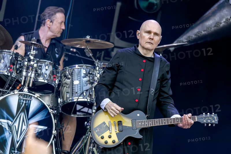 Billy Corgan, singer, guitarist, The Smashing Pumpkins, rock band, USA, The Aghori Tour 2025, open air at the Citadel Music Festival, 06.08.2025, Zitadelle Spandau, Berlin, Germany < english> THE SMASHING PUMPKINS, rock band, alternative, USA, The Aghori Tour 2025, open air at the Citadel Music Festival, August 6, 2025, Spandau Citadel, Berlin, Germany