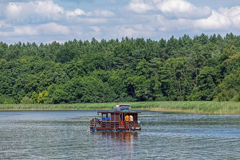 Houseboat, Zotzensee, Mecklenburg Lake District, Mecklenburg-Western Pomerania, Germany