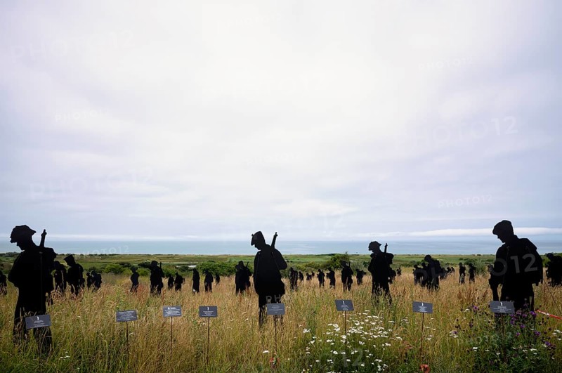 Installation, Standing with Giants, honours the victims of the fallen British soldiers by personification, British Normandy Memorial, war memorial, Ver-sur-Mer, D-Day, Operation Overlord, Gold Beach, Normandy, Calvados, France