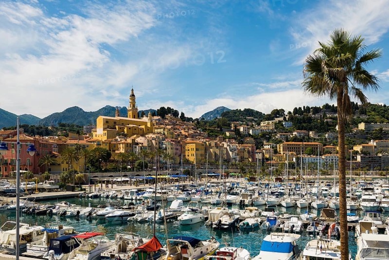 Town with colourful houses by the sea, Menton, Alpes Maritimes, Provence Alpes Cote d'Azur, French Riviera, South of France, France