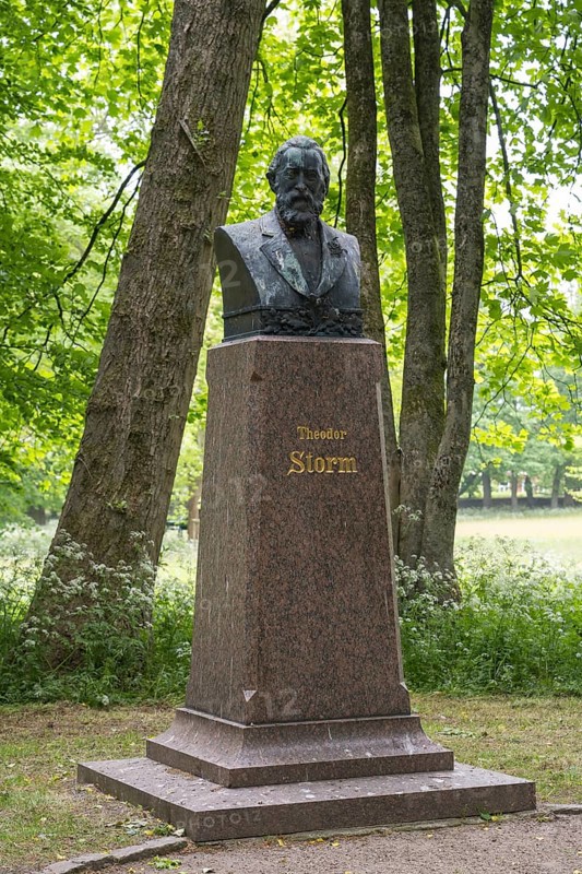 Theodor Storm, Bust, Castle Park, Castle outside Husum, Husum, North Frisia, Schleswig-Holstein, Germany